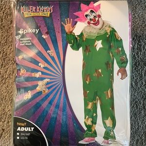 Halloween costume brand new 🤡
